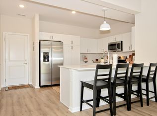 1152 Brian Ct W #1126, Antioch, IL 60002