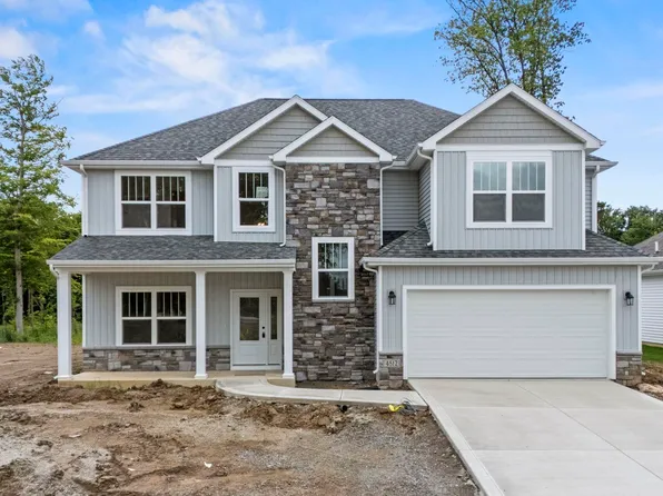4812 Falcon Pkwy, New Haven, IN 46774