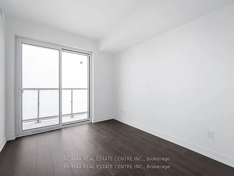 370 Martha St #1703 — Photo 19