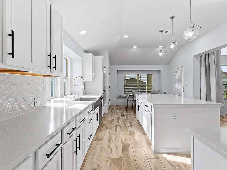 1801 Baleric Dr — Photo 16