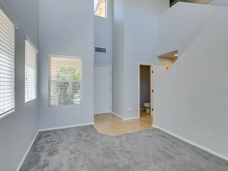 8424 Walker Gardens Pl — Photo 9