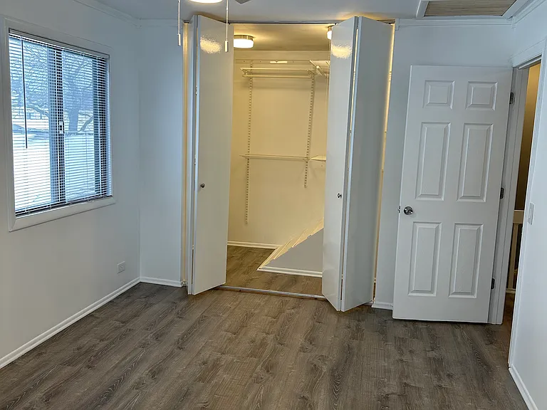 728 Whitesail Dr — Photo 8