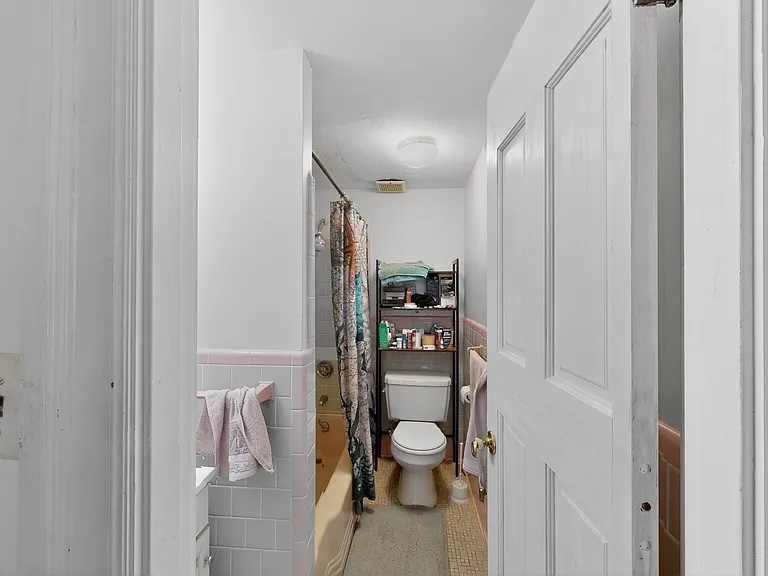 1069 Beacon St #2 — Photo 2