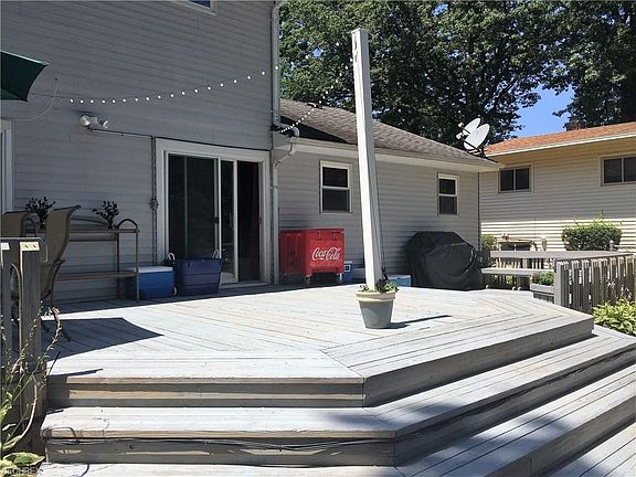 5th image of 6049 Stafford Dr