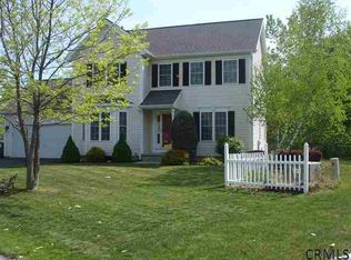 8 Bramblewood, Clifton Park, NY 12065