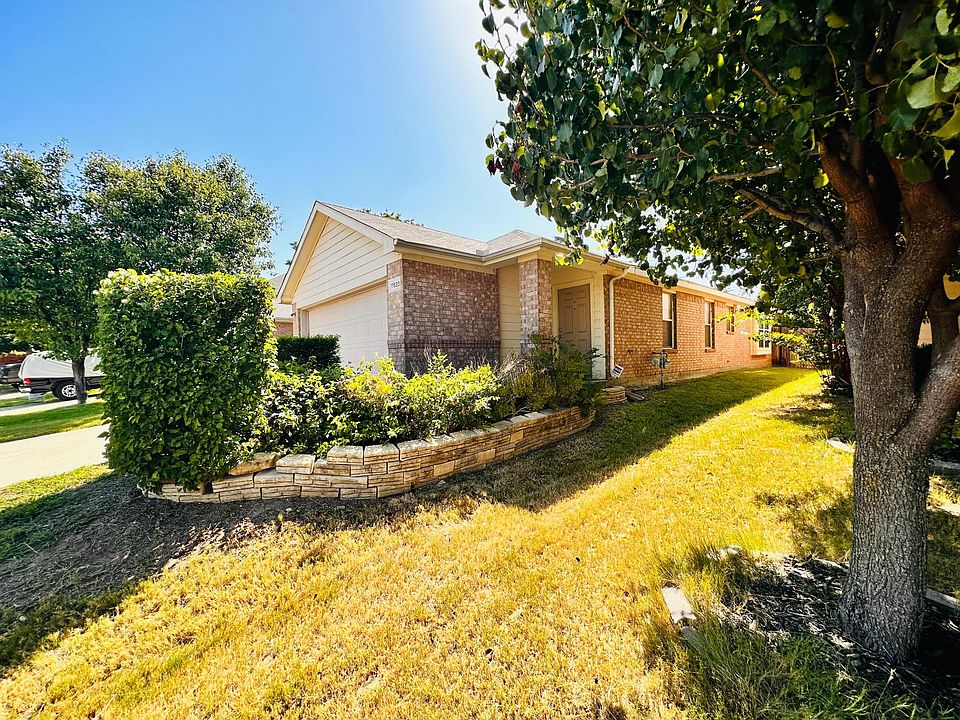1st image of 11533 Petunia Dr