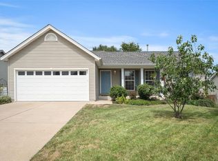 1425 Quiver Dr, O'Fallon, MO 63366