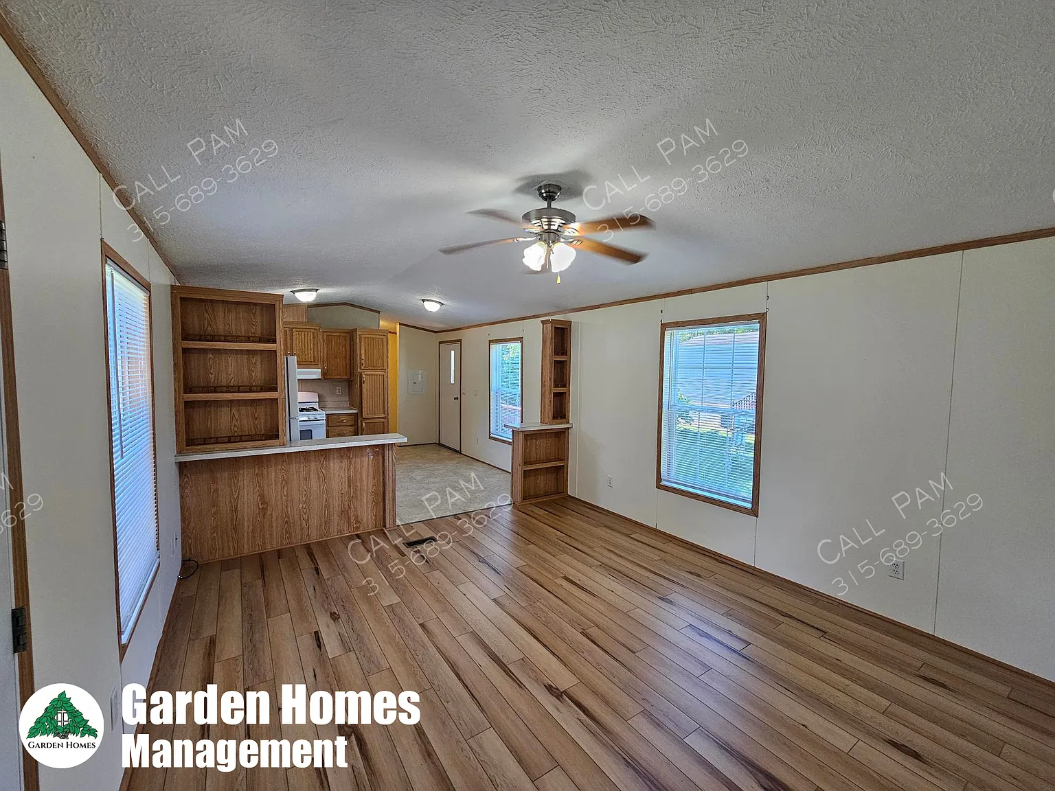 3 bed, 1.5 bath, 924 sqft, $1,425 — Photo 4