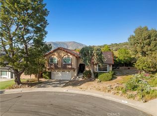 7125 Lonzo St, Tujunga, CA 91042