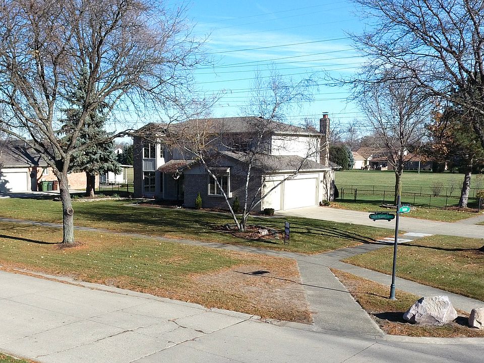 1st image of 46132 Ben Franklin Dr
