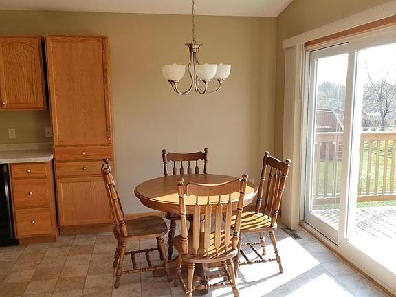 2nd image of 307 11th Ave NE