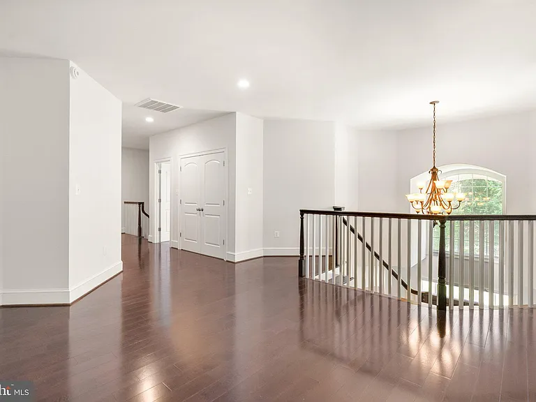 7324 Statecrest Dr — Photo 51