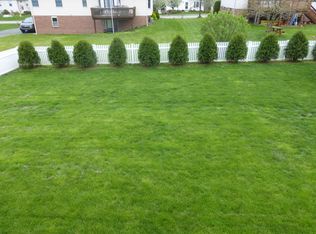 205 Willowood Ln, Harmony, PA