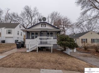 6929 Binney St, Omaha, NE 68104