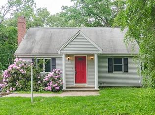 8 Dartmouth St, Natick, MA 01760