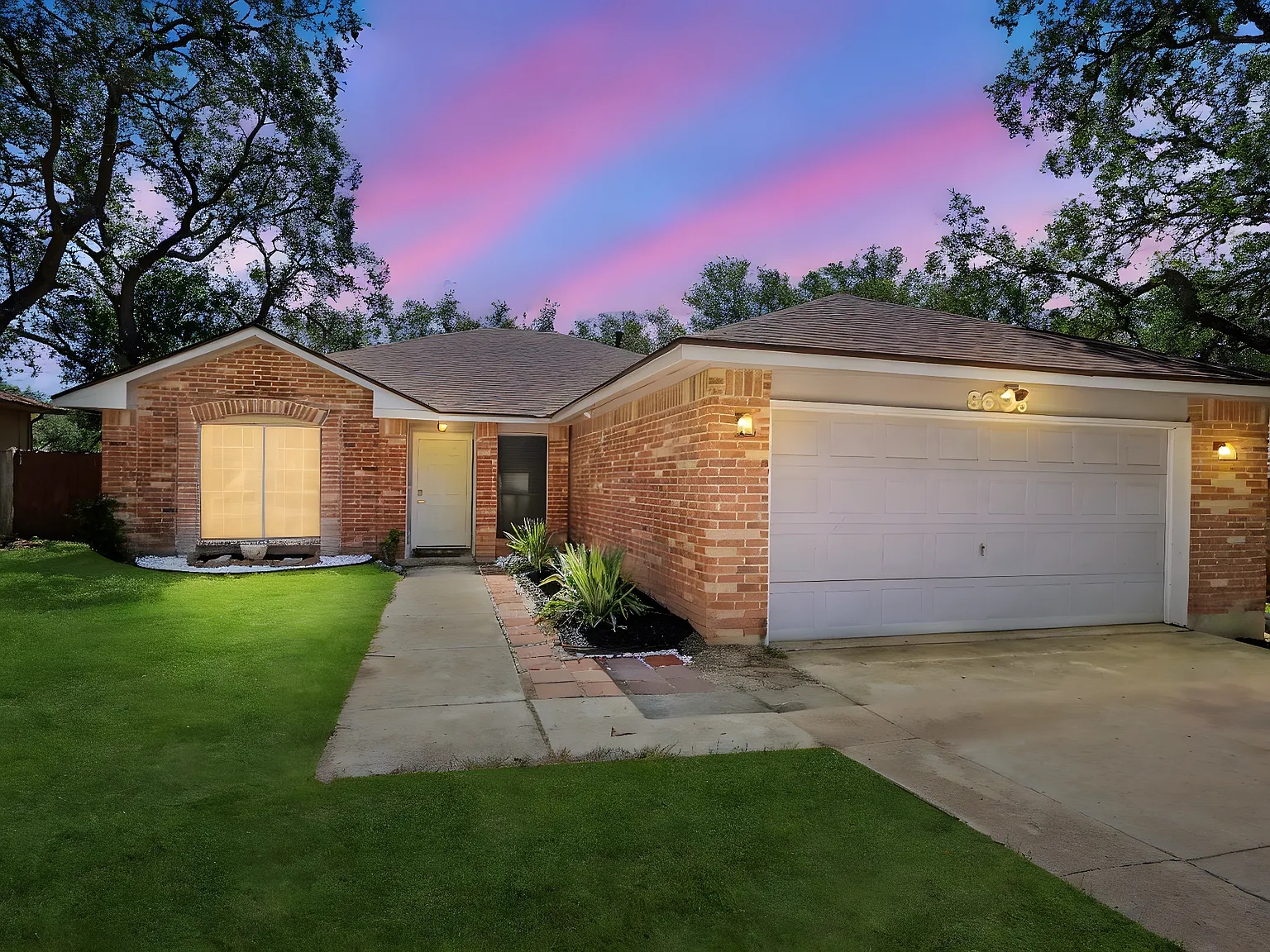 3 bed, 1690 sqft, $2,095 — Photo 3