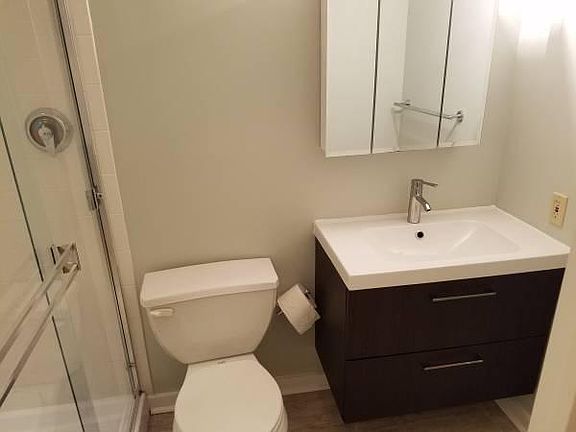 4th image of 600 E 8th St APT 7T