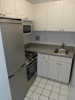 Rented by Citi Habitats | media 12