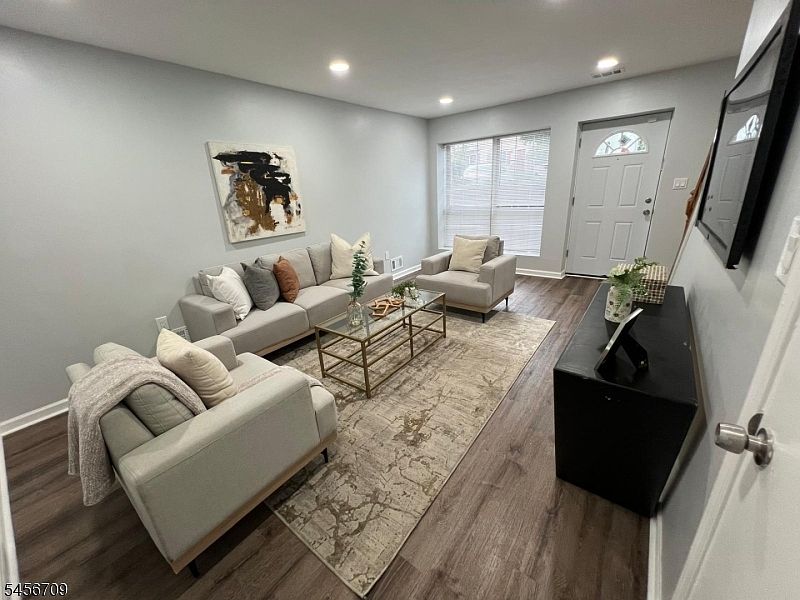1st image of 17 Rutgers Dr #17