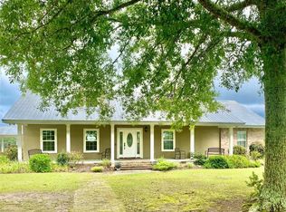 2107 Foxchase Rd, Osyka, MS 39657