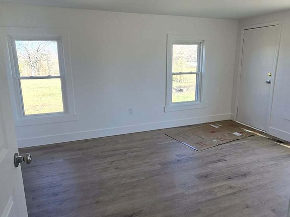 4th image of 227 Craigs Chapel Rd