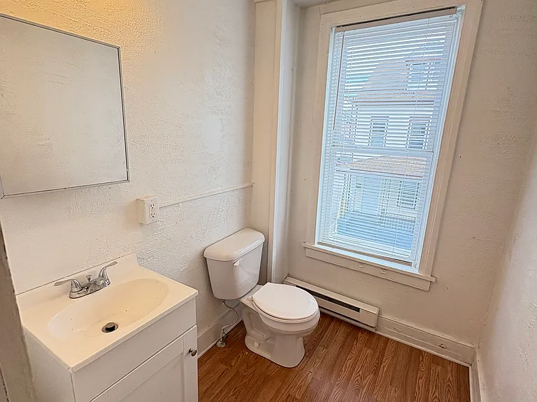 30 N Franklin St — Photo 5
