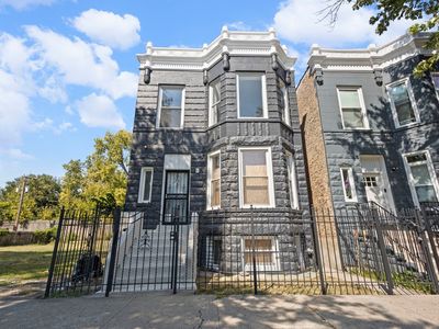 3932 W Fillmore St, Chicago, IL, 60624