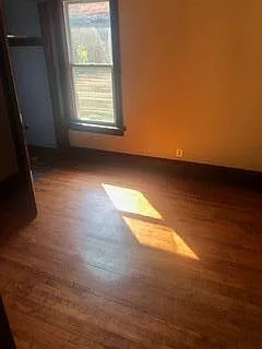 500-502 W Burleigh St #500 — Photo 5
