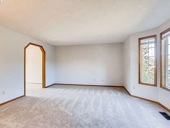5th image of 5298 NE Harrow St