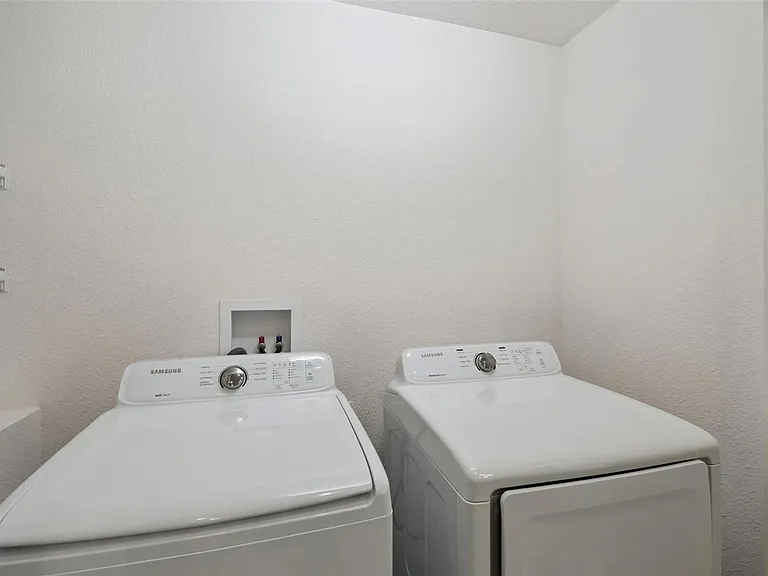 17548 Kuenher Ct — Photo 17