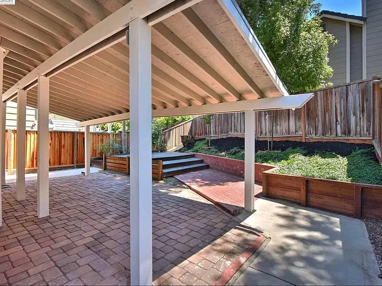 3110 Half Dome Dr — Photo 21