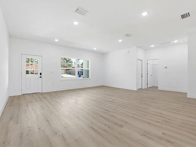 2275 W Linden Dr — Photo 12