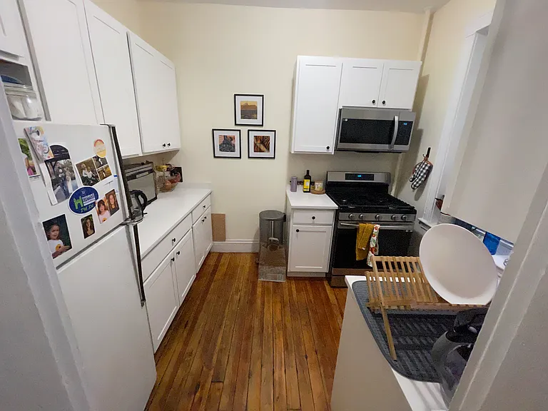 84 Gordon St — Photo 10