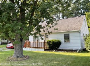 726 W Willoughby Rd, Lansing, MI 48911