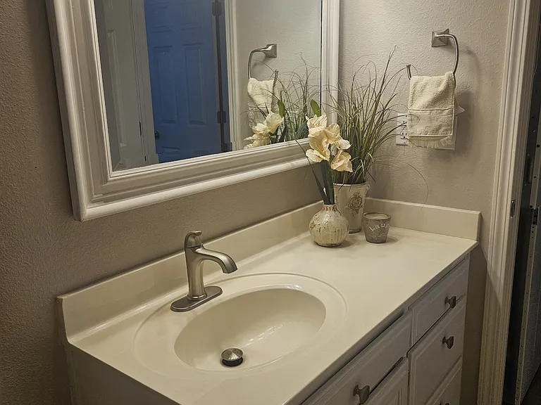 15 Woodsdale Dr #3 — Photo 11