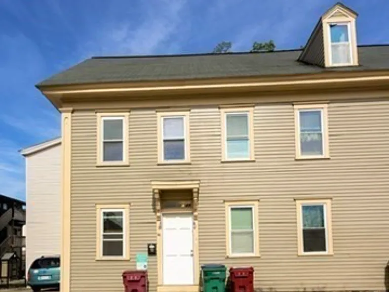 36 Cork St — Photo 1