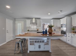 801 E Johnson St, Burnet, TX 78611