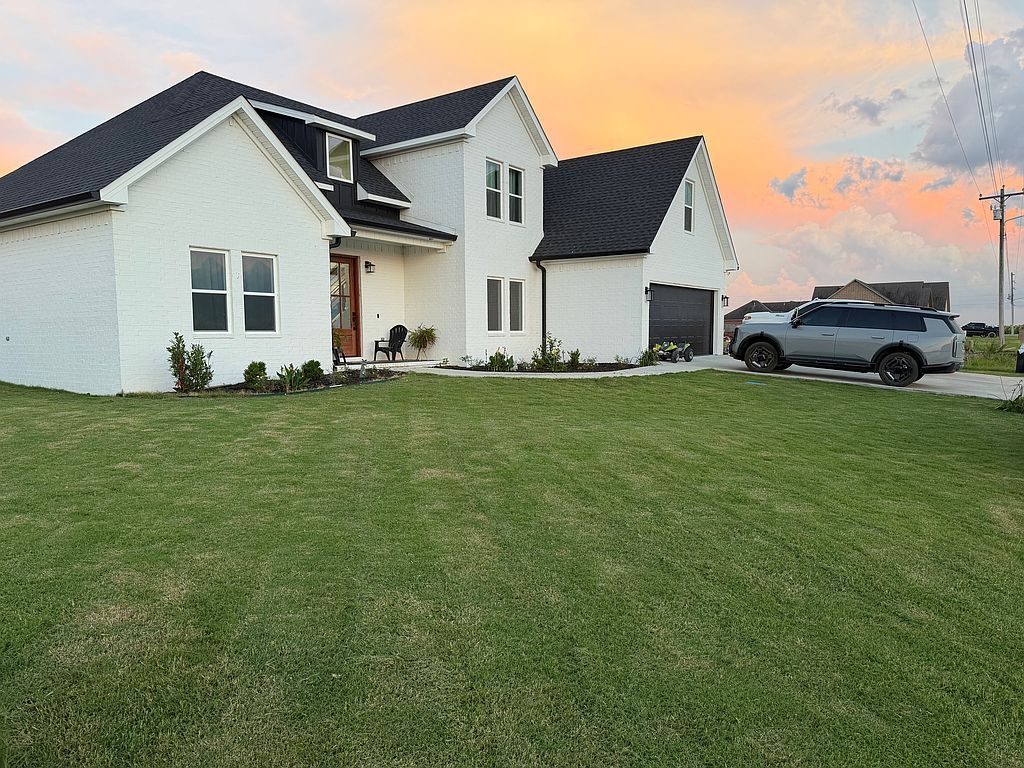 204 Baker St - Property Image