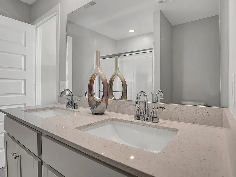 7573 Marin Pkwy — Photo 24