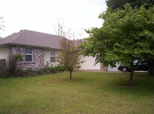 1322 W Turnberry Blvd, Ozark, MO 65721