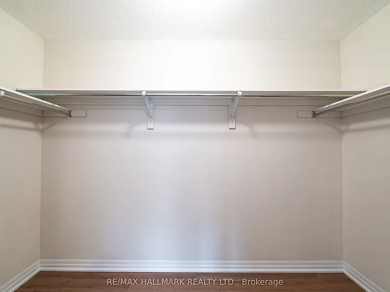 19 Stennett Dr — Photo 27