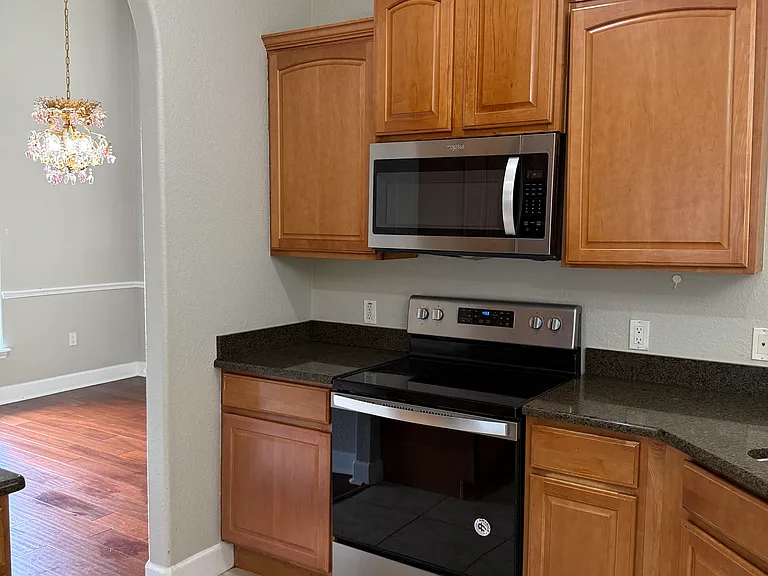 5667 Vintage View Ave — Photo 21