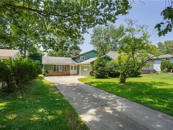 6572 Edgemoor Ave, Solon, OH 44139