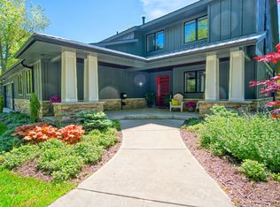 6100 Quarterline Rd, Spring Lake, MI 49456