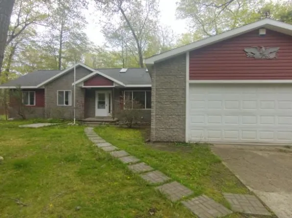 6392 Tecumseh Ave, Oscoda, MI 48750