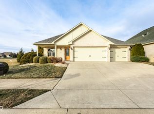 3356 Nottinghill Dr W, Plainfield, IN 46168