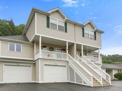 2 Turtle Spring Lane #2, Newtown, CT, 06470