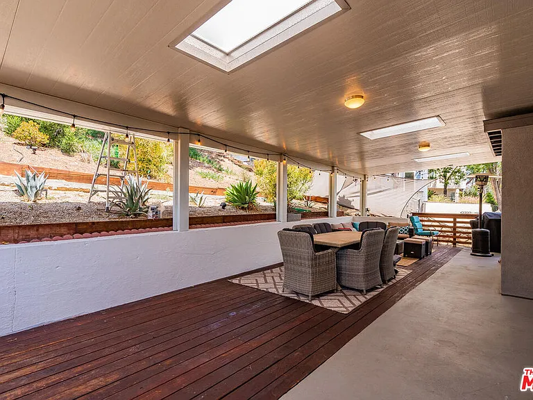 5343 Tendilla Ave — Photo 19