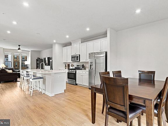 4th image of 12612 Canopy Ave