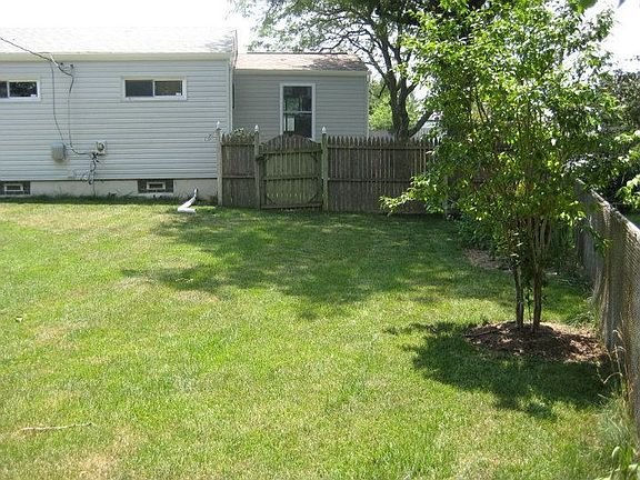 5th image of 1205 Cedarcliff Dr